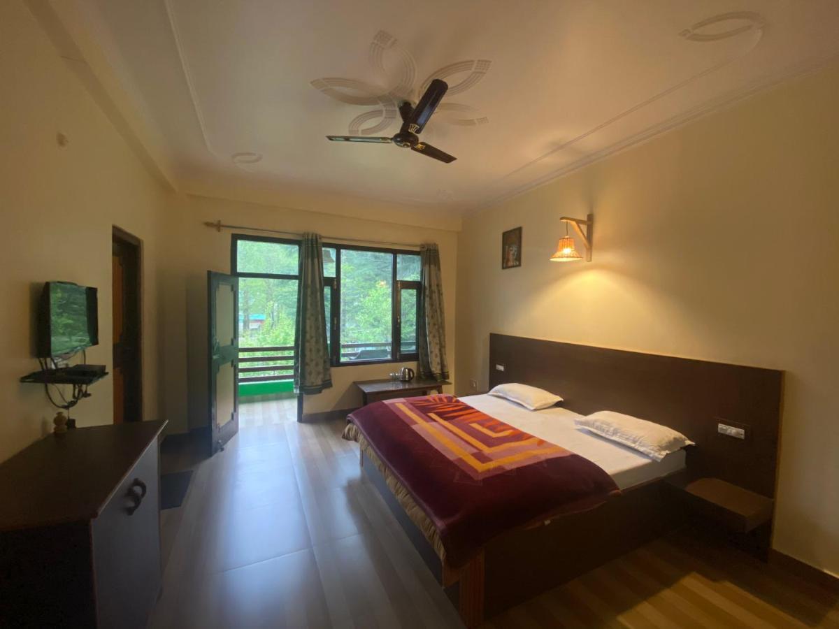 The Royal Orchard Kasol Hotel Exterior photo