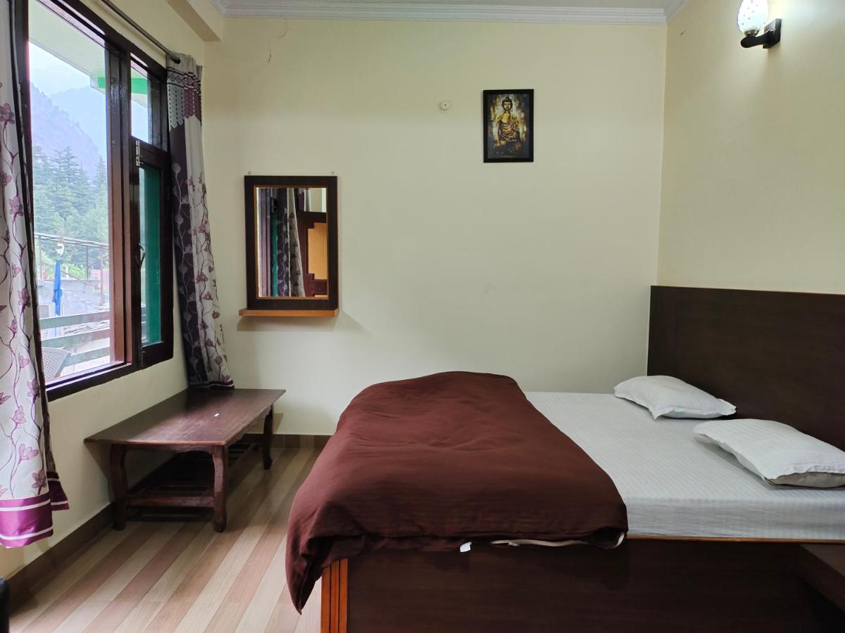 The Royal Orchard Kasol Hotel Exterior photo