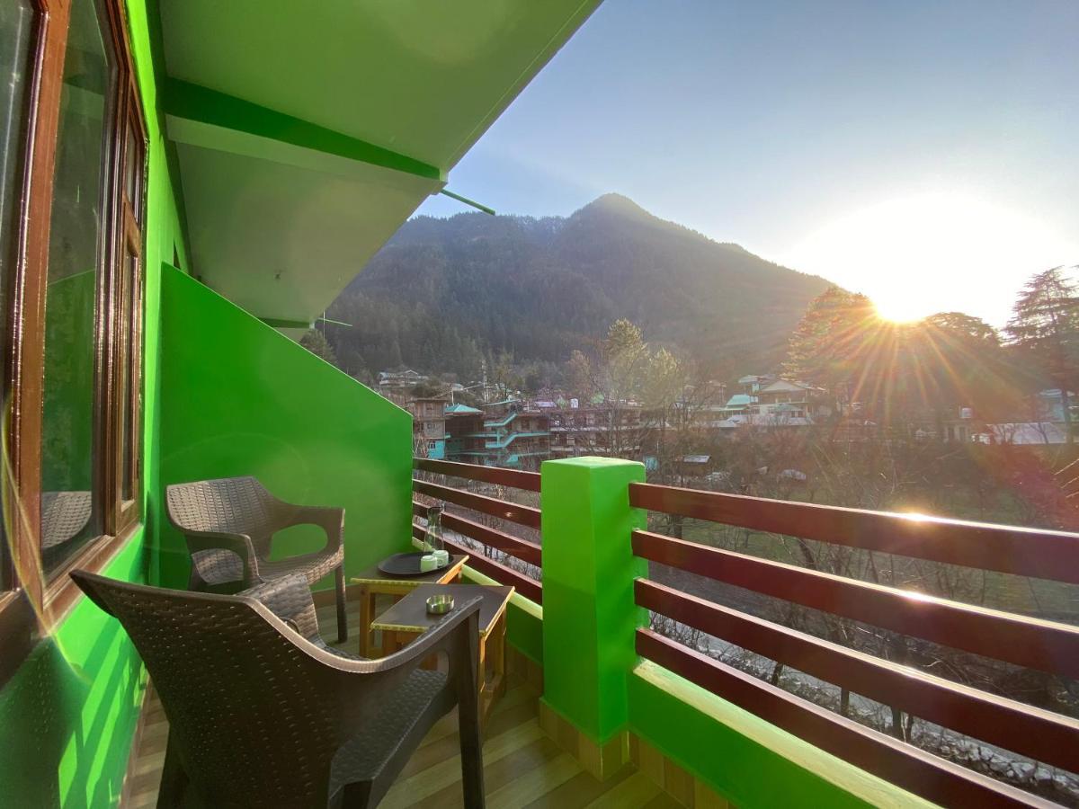 The Royal Orchard Kasol Hotel Exterior photo